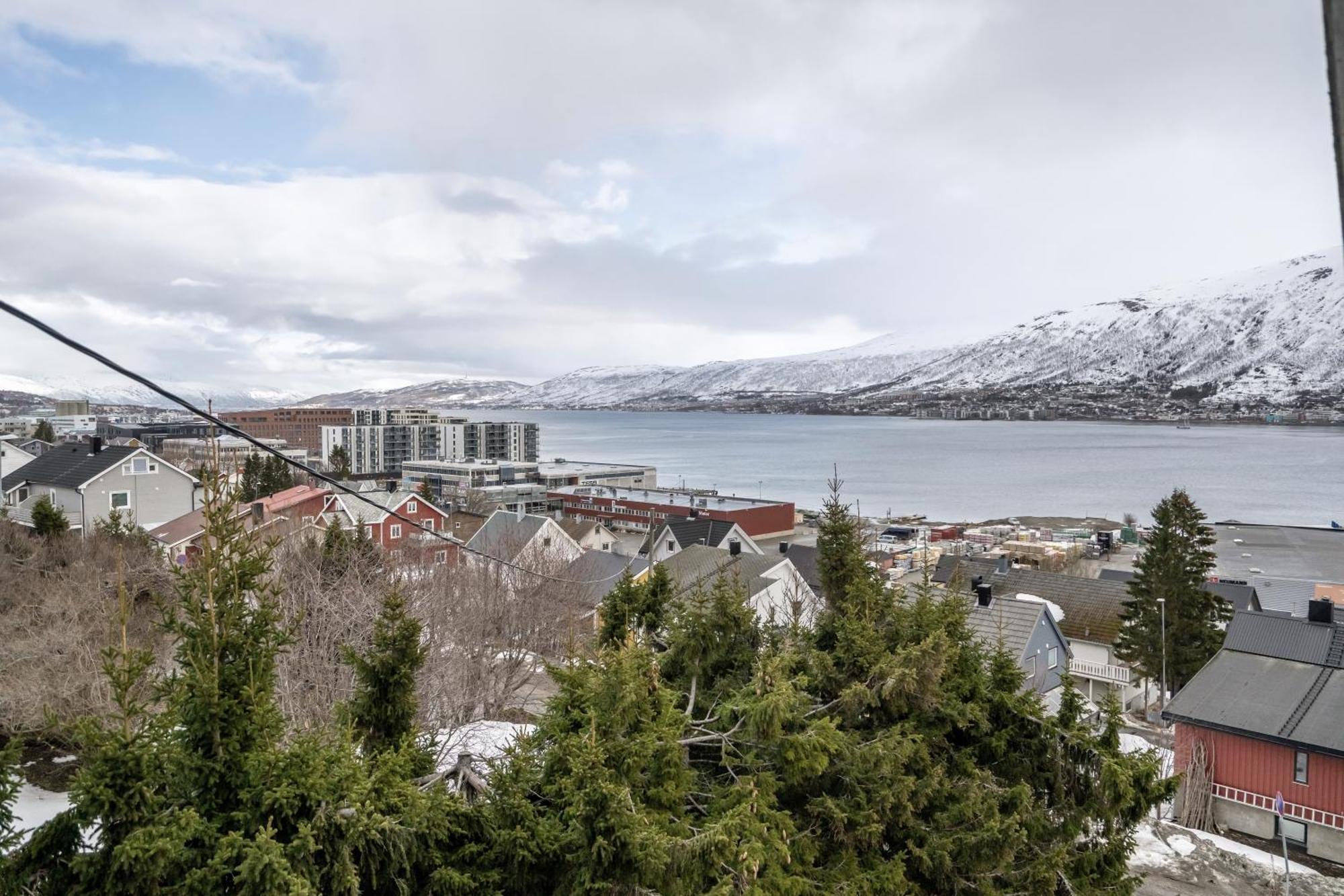 Apartamento Boukersen Heim Tromsø Exterior foto